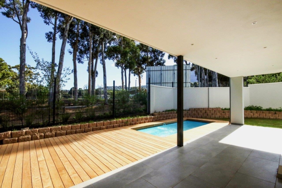 4 Bedroom Property for Sale in Parel Vallei Western Cape